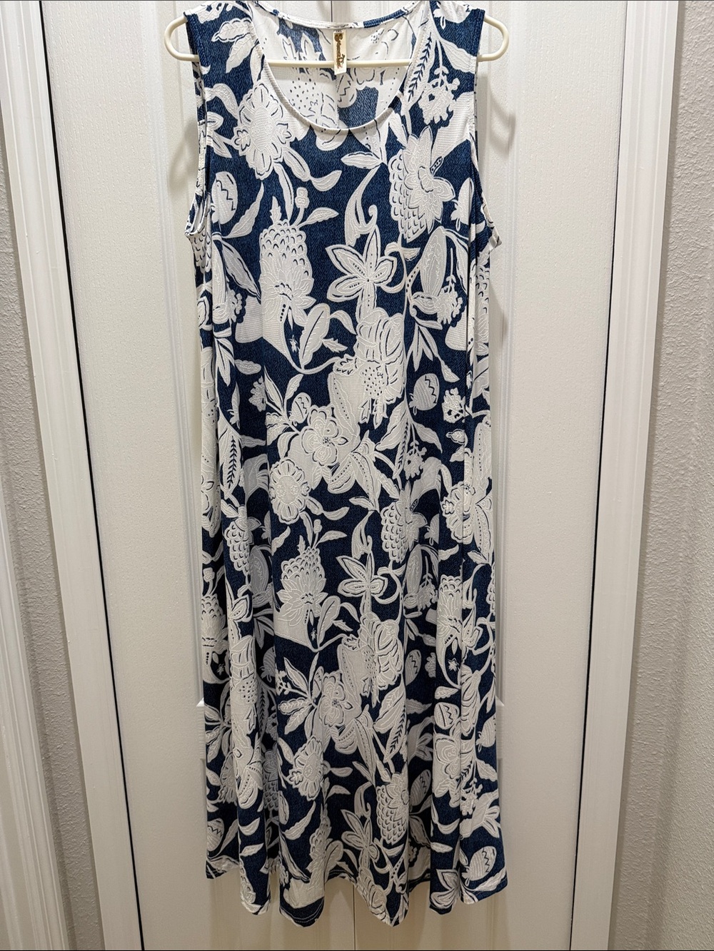 Navy and White Floral Sleeveless Maxi Dress